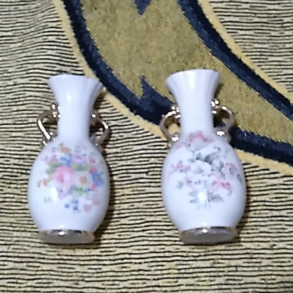 VASES